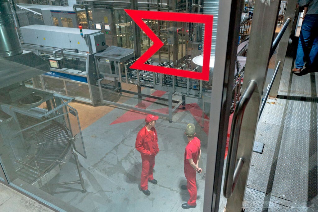 Разработка бренда, ребрендинг, фирменный стиль Московской пивоваренной компании