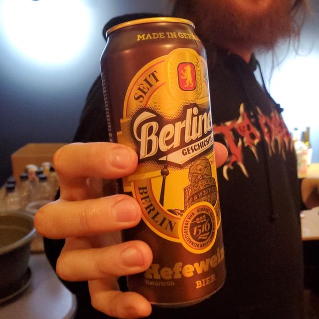 пиво Berliner ребрендинг и дизайн упаковки